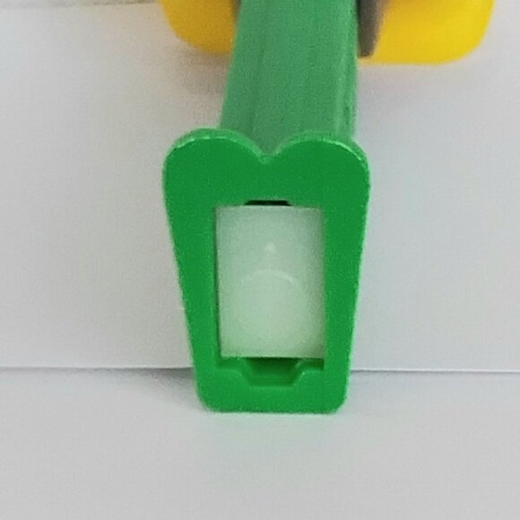 3/$24 NM/M Looney Tunes Speedy Gonzales on Green PEZ Dispenser!! - Picture 5 of 5